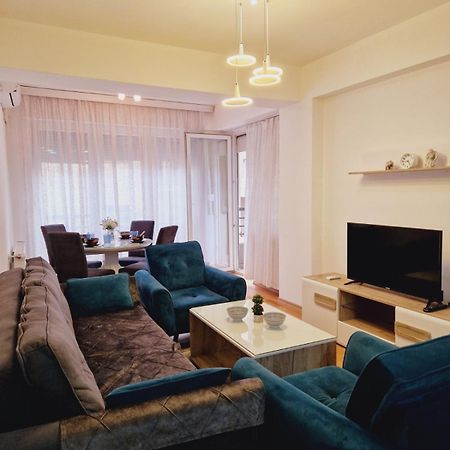 Kamche Lux Apartment Skopje Exteriör bild