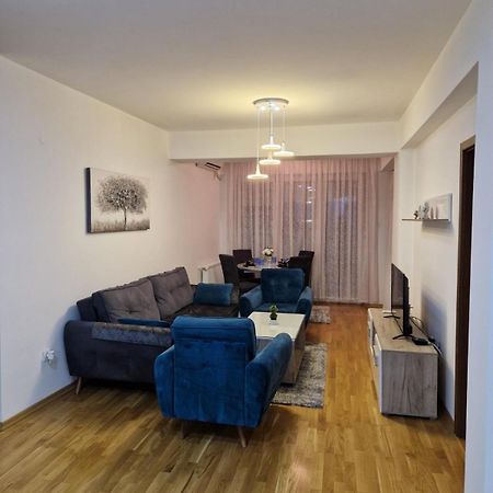 Kamche Lux Apartment Skopje Exteriör bild
