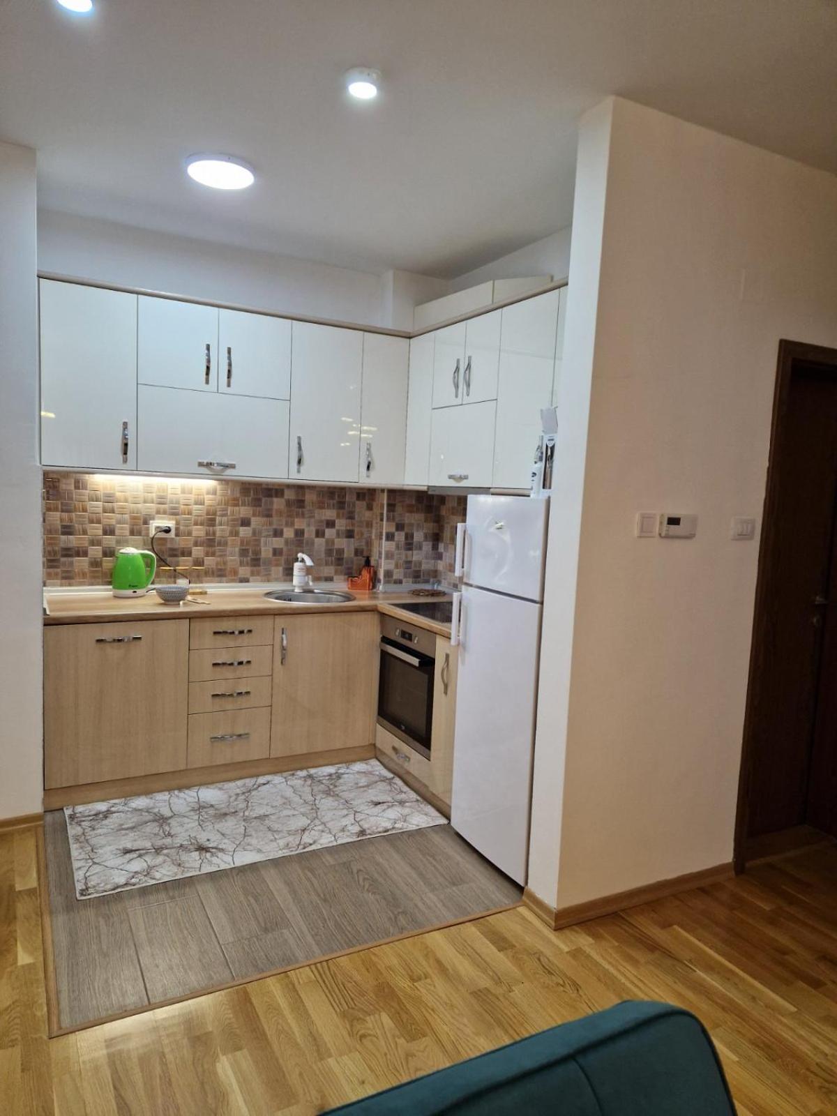Kamche Lux Apartment Skopje Exteriör bild
